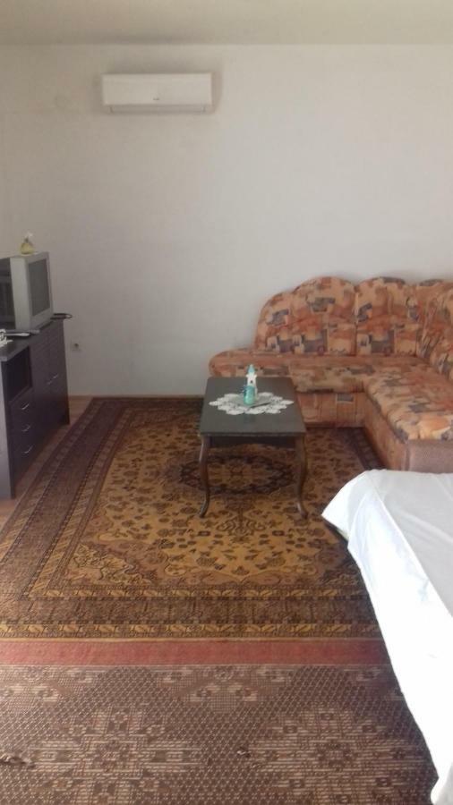 Apartman Ante Appartement Vrgada Buitenkant foto